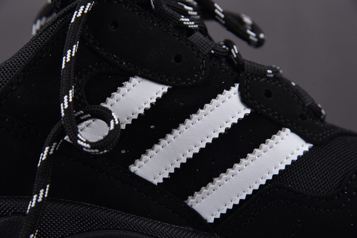 TRIPLES TRAINER SNEAKERS 2000106