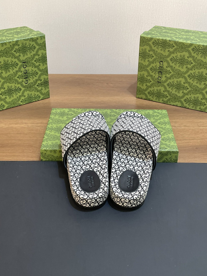 G*u*i* sandal 181