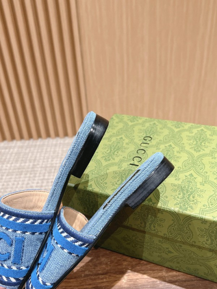 G*u*i* sandal 200