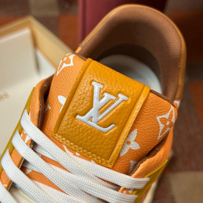LV TRAINER SNEAKER LVT-000615