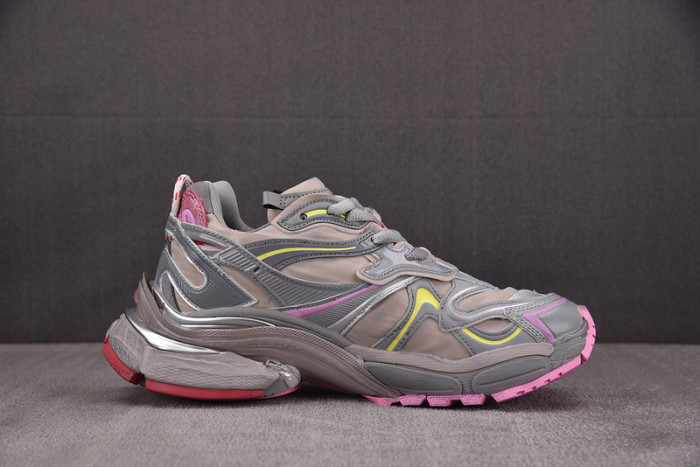 RUNNER SNEAKER