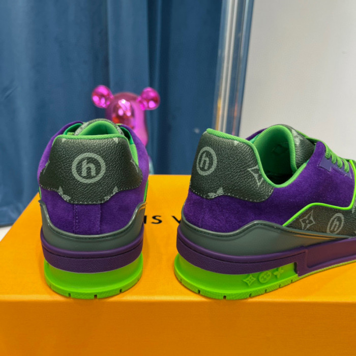 LV SNEAKER LV-000351