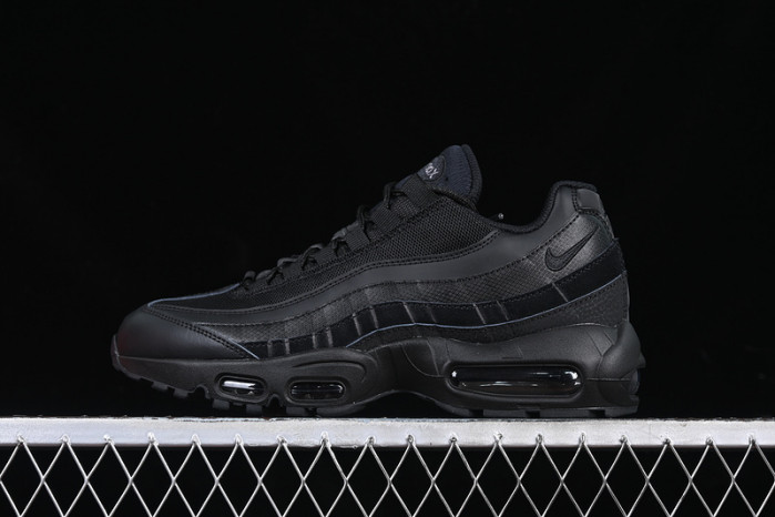NIKE Air Max 95 Essential ''Triple Black'' CI3705-001