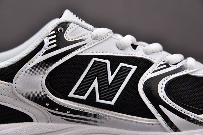 NEW BALANCE SNEAKER NB031