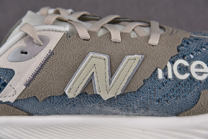 NEW BALANCE SNEAKER NB041