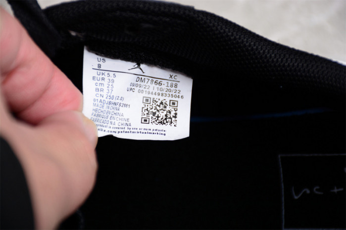 Travis Scott x Air Jordan 1