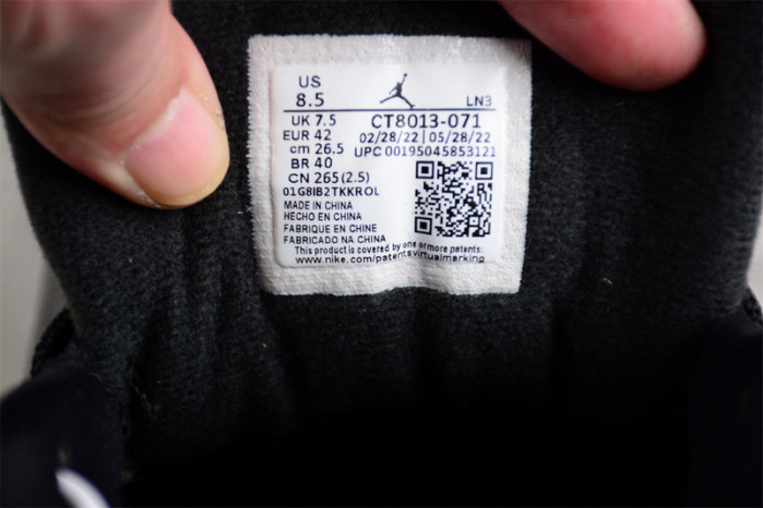 Air Jordan 12 “Black Taxi” CT8013-071