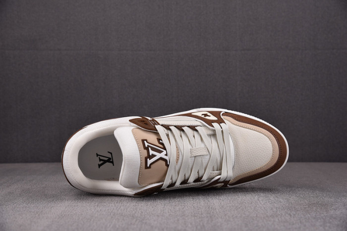 LV SNEAKER LV-000116