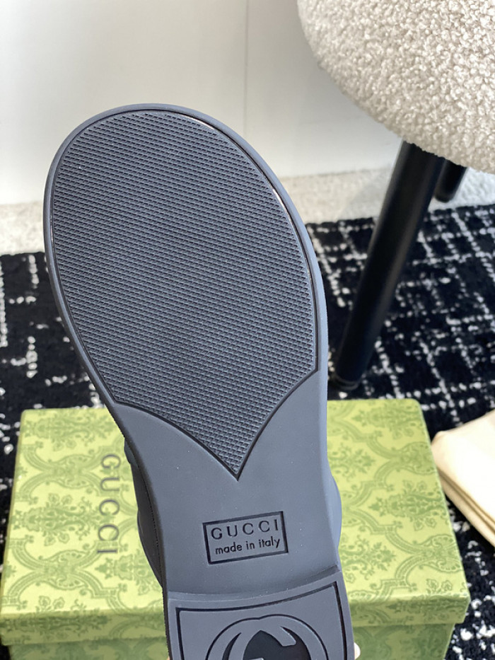 G*u*i* sandal 192