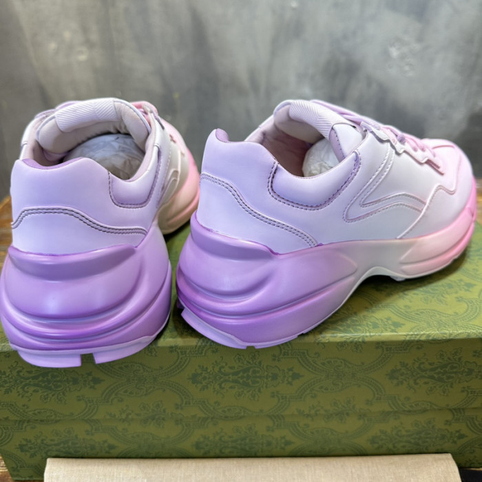 G*u*i* trainer sneaker136