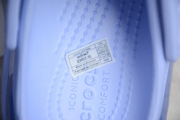 Cr*0*s x salehe bembury c00026