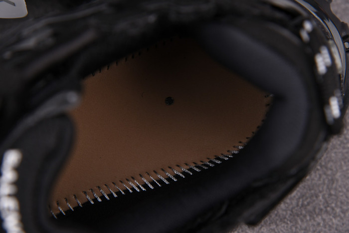 RUNNER SNEAKER RS020