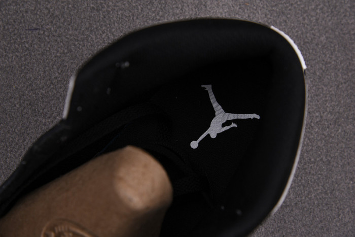 Air Jordan 1 Mid SE 