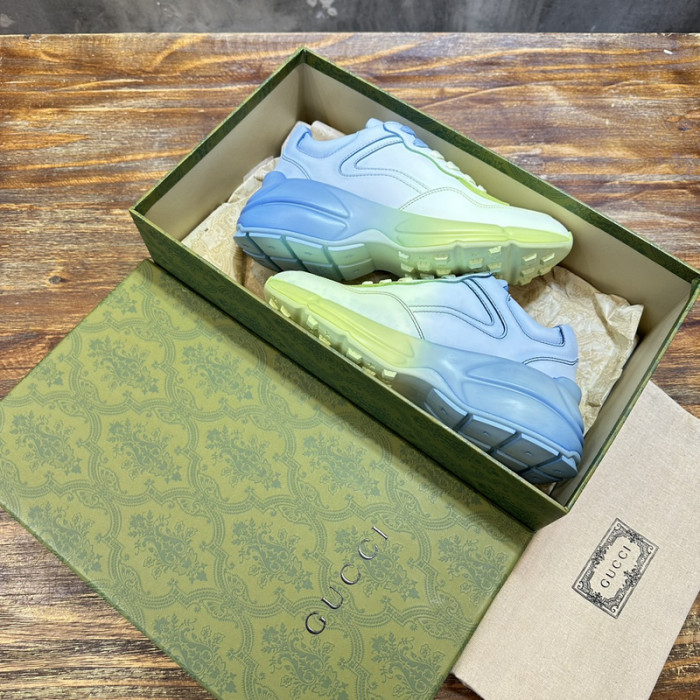 G*u*i* trainer sneaker135