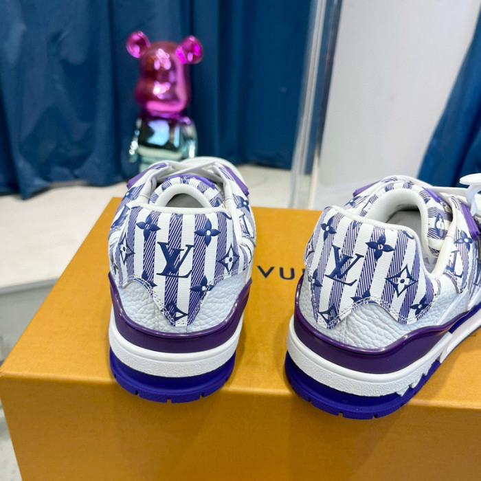 LV SNEAKER LV-000439