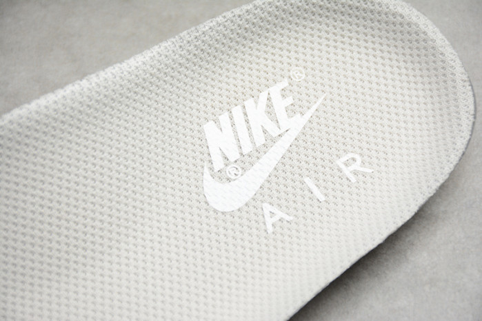 Nike Air More Uptempo “Light Bone” white 921948-001