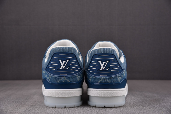 LV SNEAKER LV-000106