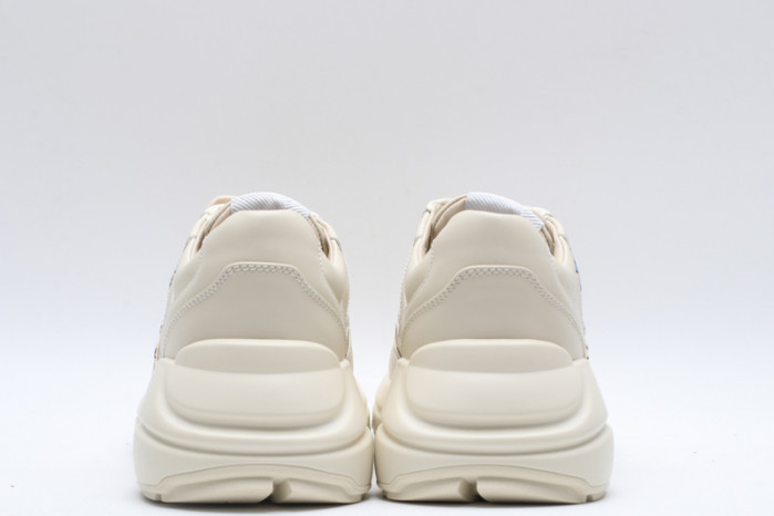 G*u*i* trainer sneaker122