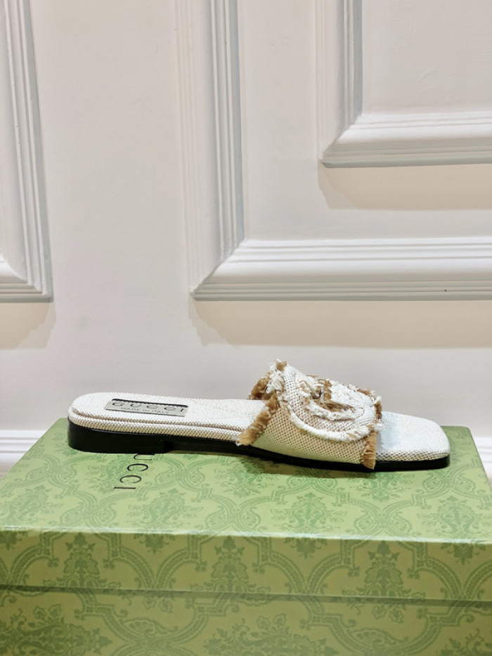 G*u*i* sandal 206