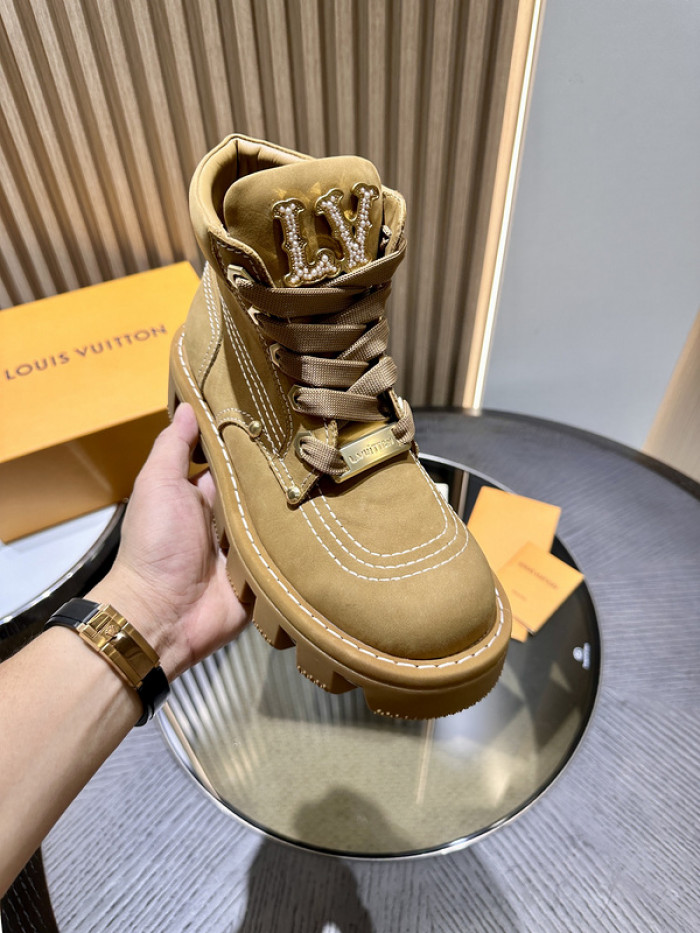 LV BOOTS L000025