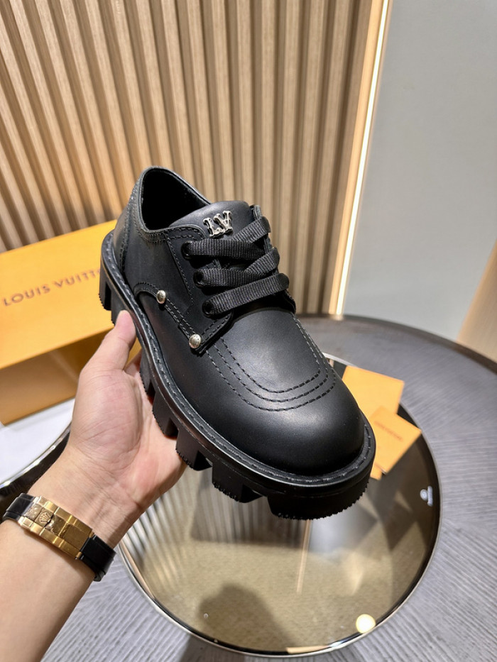 LV BOOTS L000029