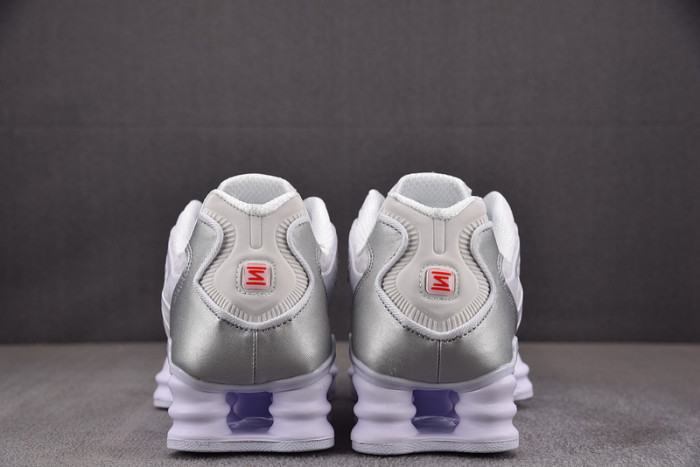 NIKE Wmns Nike Shox TL 