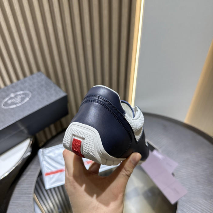 PRADA SNEKAERS P000185