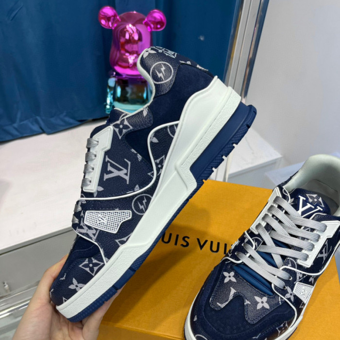 LV SNEAKER LV-000347