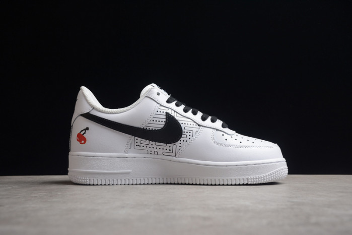 Nike Air Force 1 Low