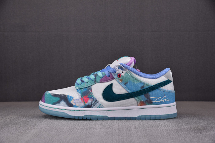 FUTURA LABORATORIES X NIKE DUNK LOW SB ''BLEACHED AQUA'' HF6061‑400