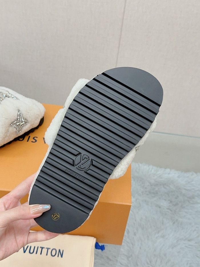 L&V SANDAL148