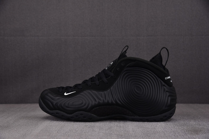 Comme des Garçons Homme Plus x NIKE Air Foamposite One ''Black'' DJ7952-001