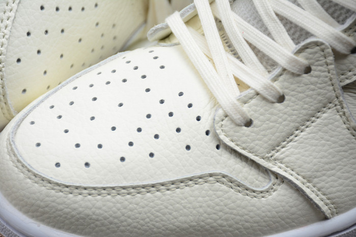 Jordan 1 High Zoom Air CMFT Pearl White (W) CT0979-107