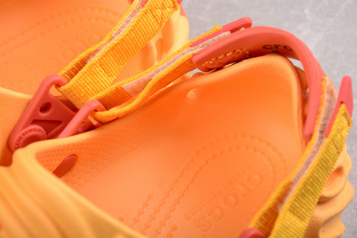 Cr*0*s x salehe bembury c00009