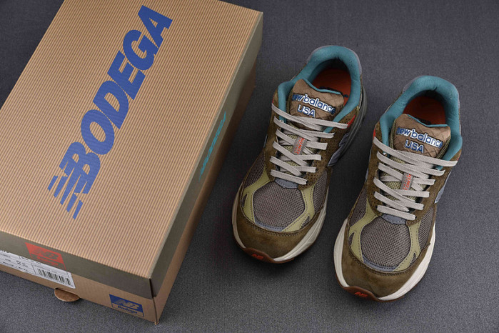 NEW BALANCE SNEAKER NB018