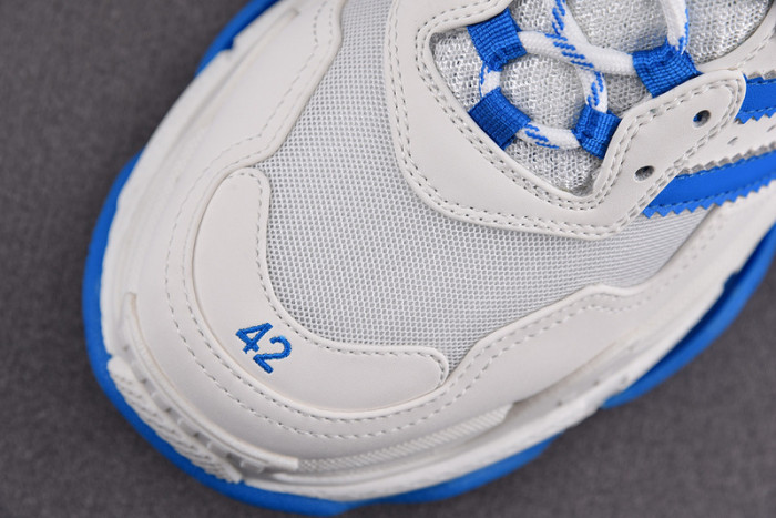 TRIPLES TRAINER SNEAKERS 2000120