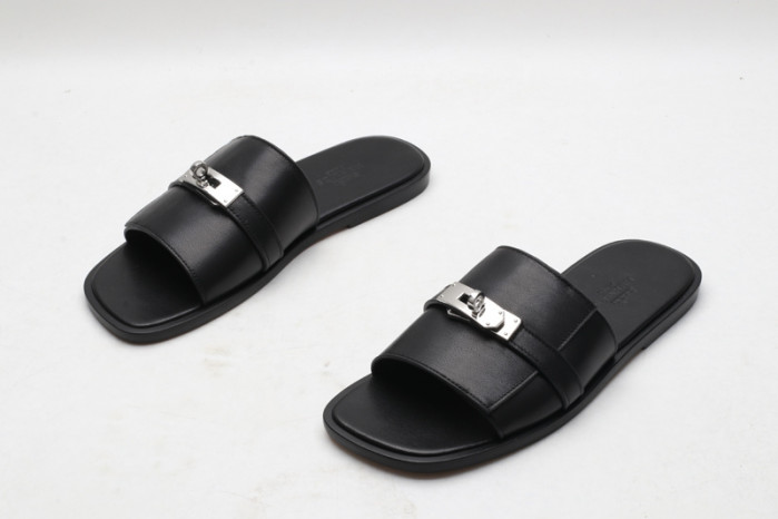 Herme* Sandal57