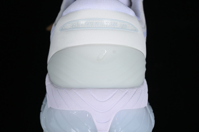 As*ic*s gel-quantum 360 viii 1203a305-100