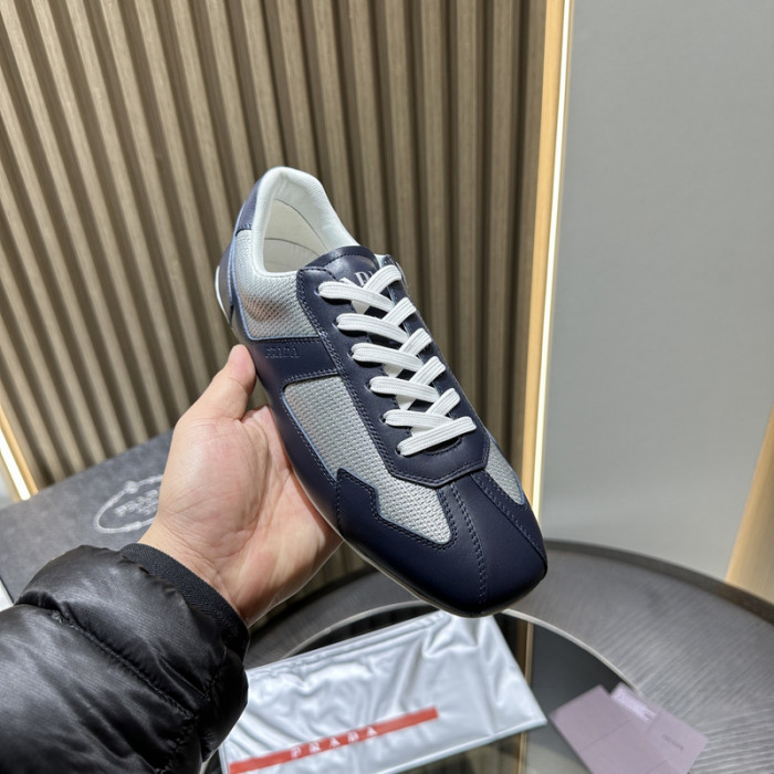PRADA SNEKAERS P000185