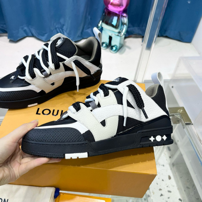LV SNEAKER LV-000435