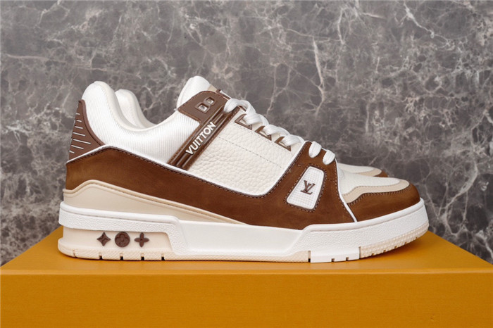 LV SNEAKER LV-000202