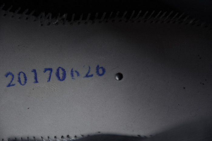 Air Jordan 11 Retro “Gamma Blue” 378037-006