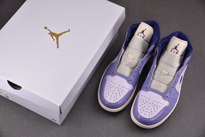 Air Jordan 1 Mid SE 