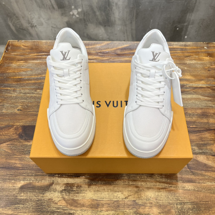 LV SNEAKER LV-000539
