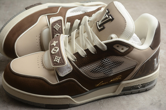 LV TRAINER SNEAKER LV-000549