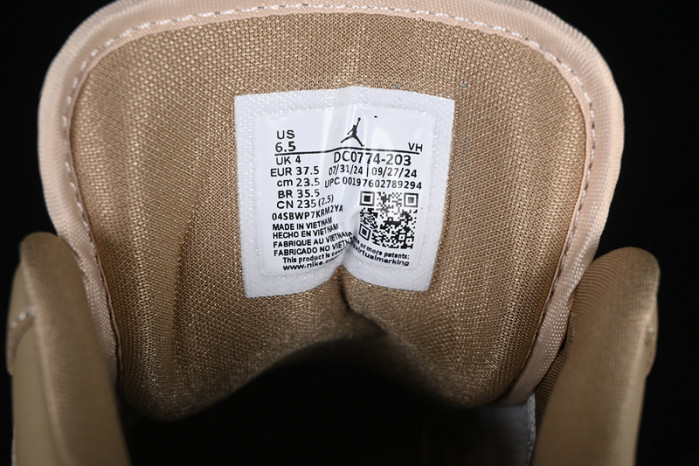 Wmns AIR Jordan 1 Low 