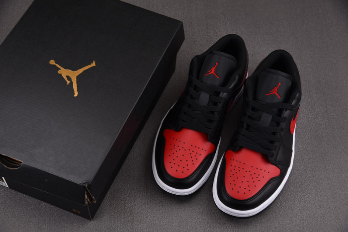 Air Jordan 1 Low 