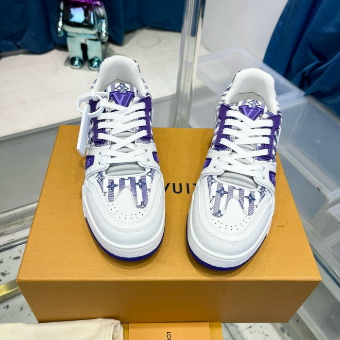 LV SNEAKER LV-000439