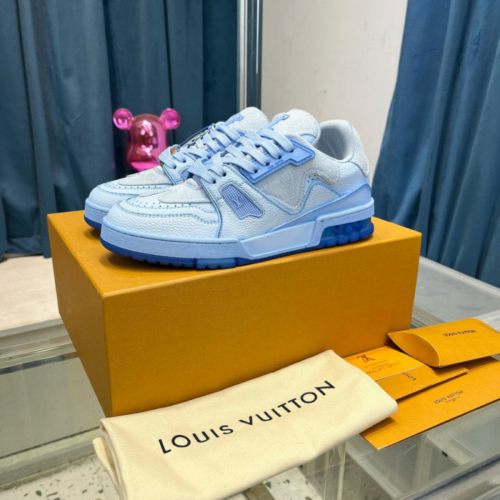 LV SNEAKER LV-000480