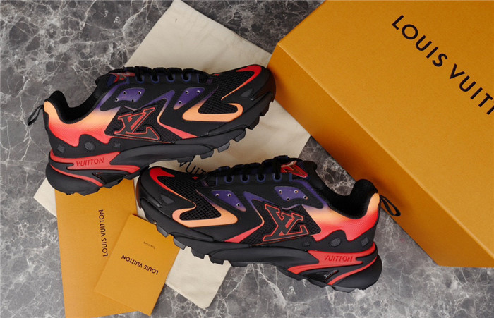 LV SNEAKER LV-000197